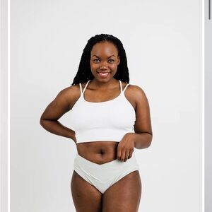 Destination Top Coral Reef Swim NWT - white